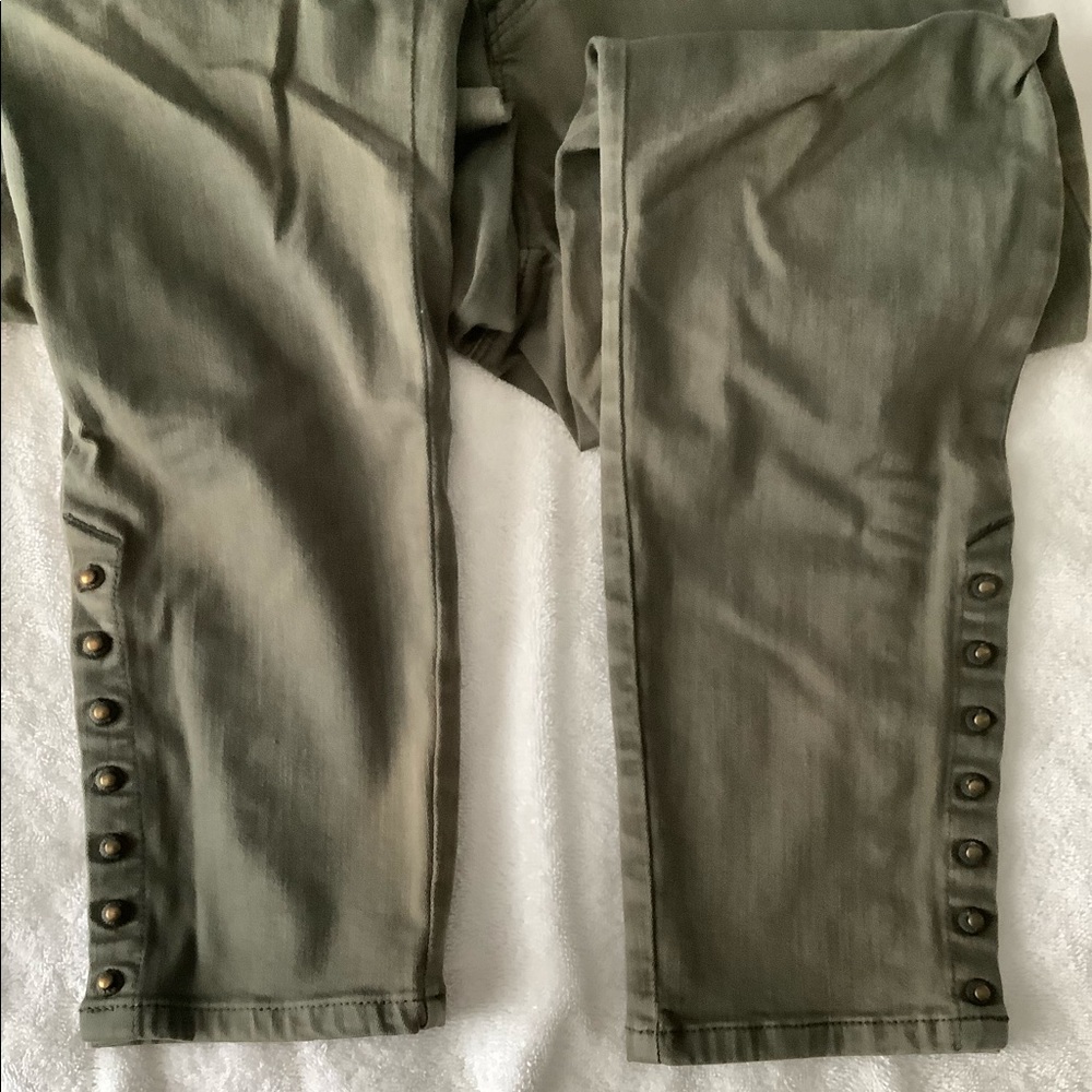 Chico’s green ankle jeans. Sz 0.5 - Picture 4 of 6